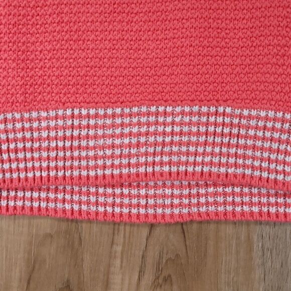 🔹️Victoria's Secret Coral Heavyweight Knit Cropped Sweater Large - Picture 6 of 9